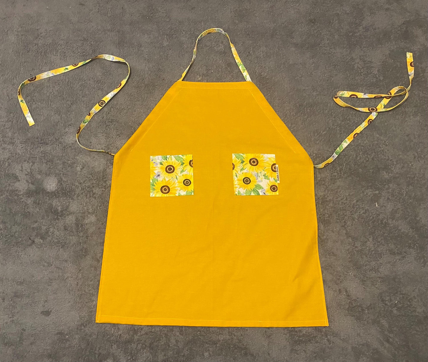 Adult Aprons